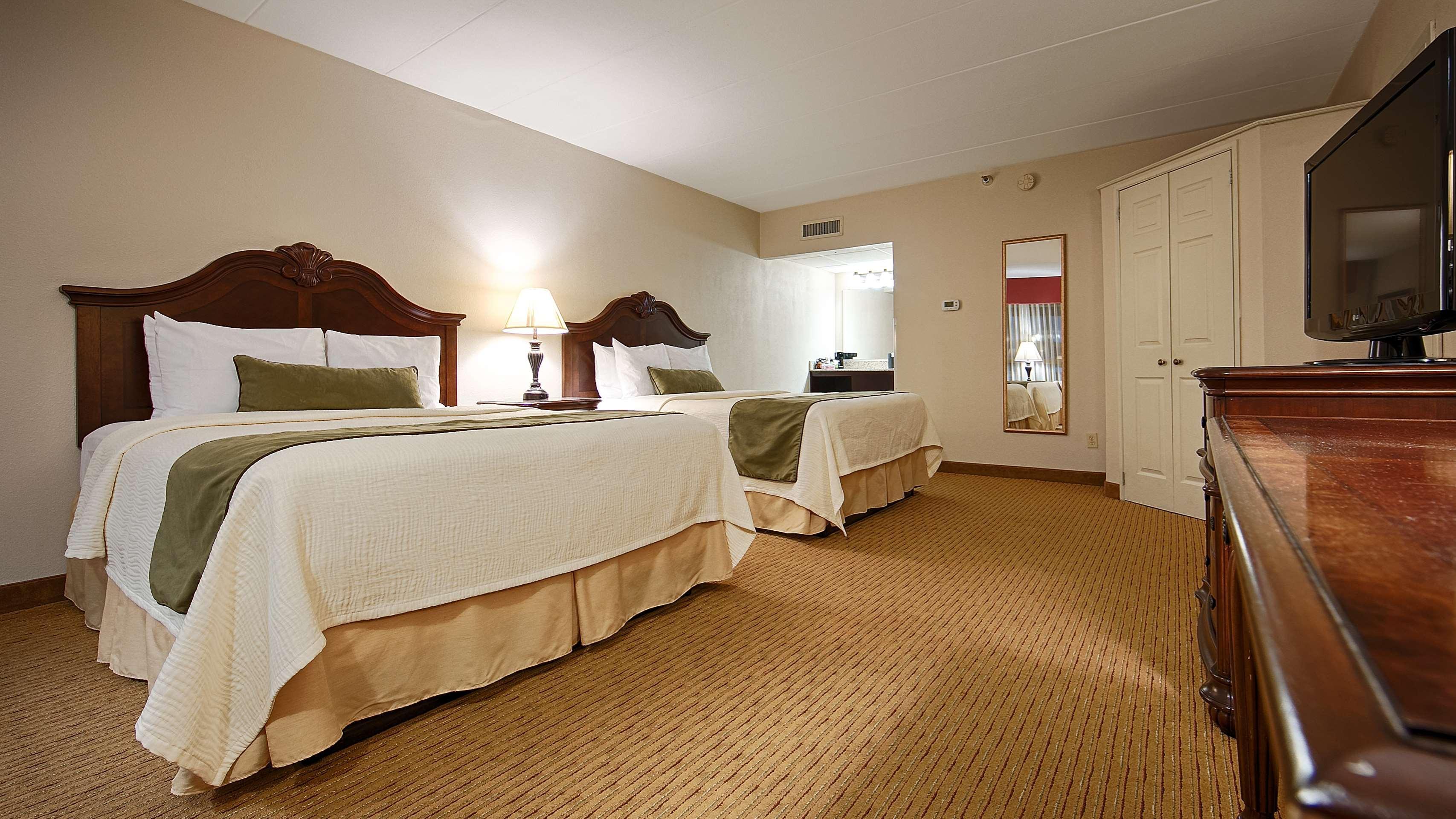 Best Western Plus Steeplegate Inn Davenport Zewnętrze zdjęcie