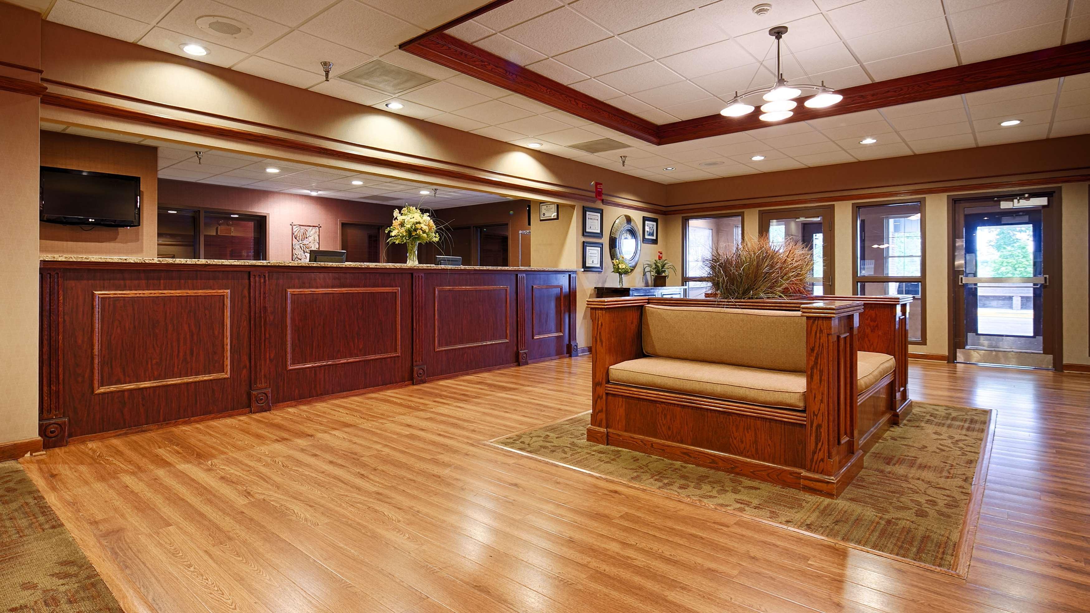 Best Western Plus Steeplegate Inn Davenport Zewnętrze zdjęcie