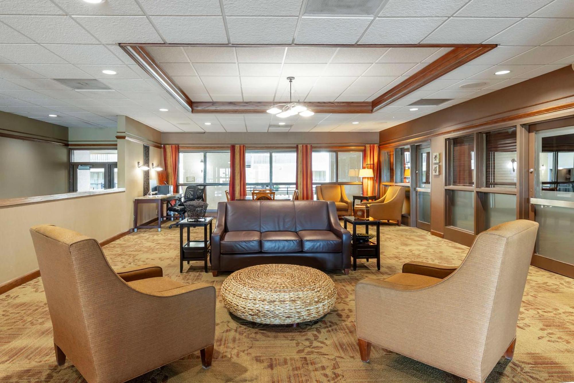 Best Western Plus Steeplegate Inn Davenport Zewnętrze zdjęcie