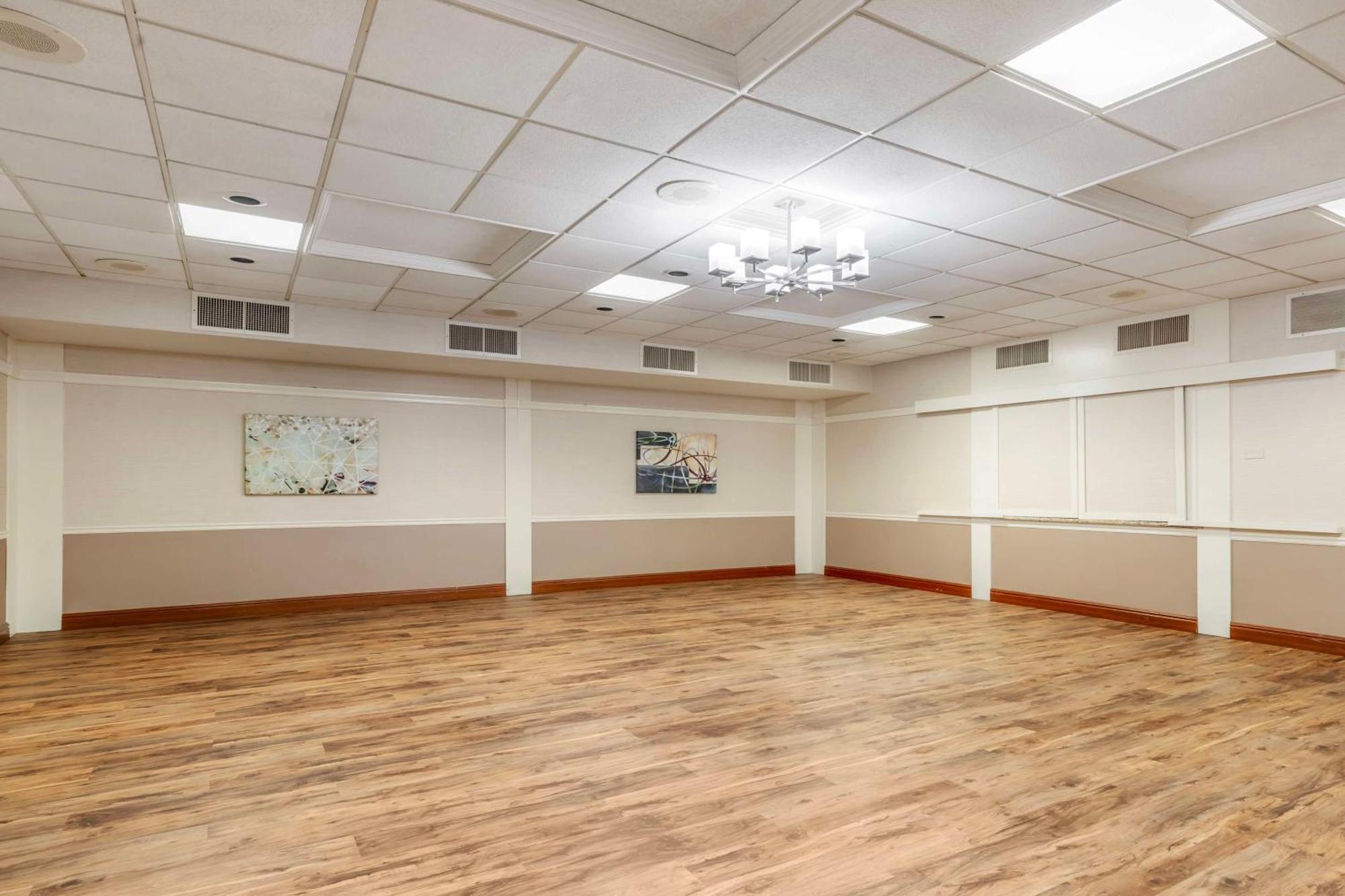 Best Western Plus Steeplegate Inn Davenport Zewnętrze zdjęcie