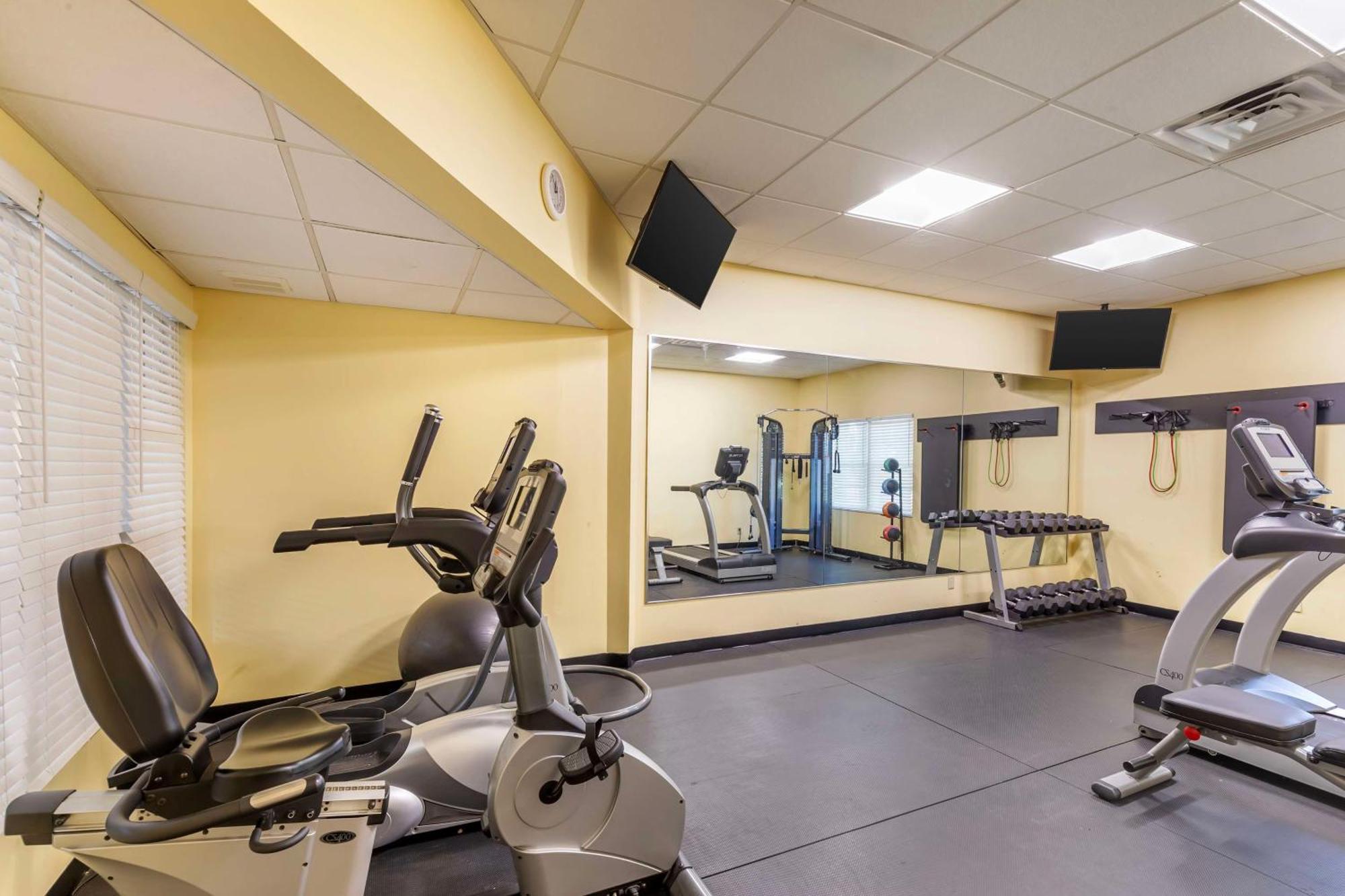 Best Western Plus Steeplegate Inn Davenport Zewnętrze zdjęcie