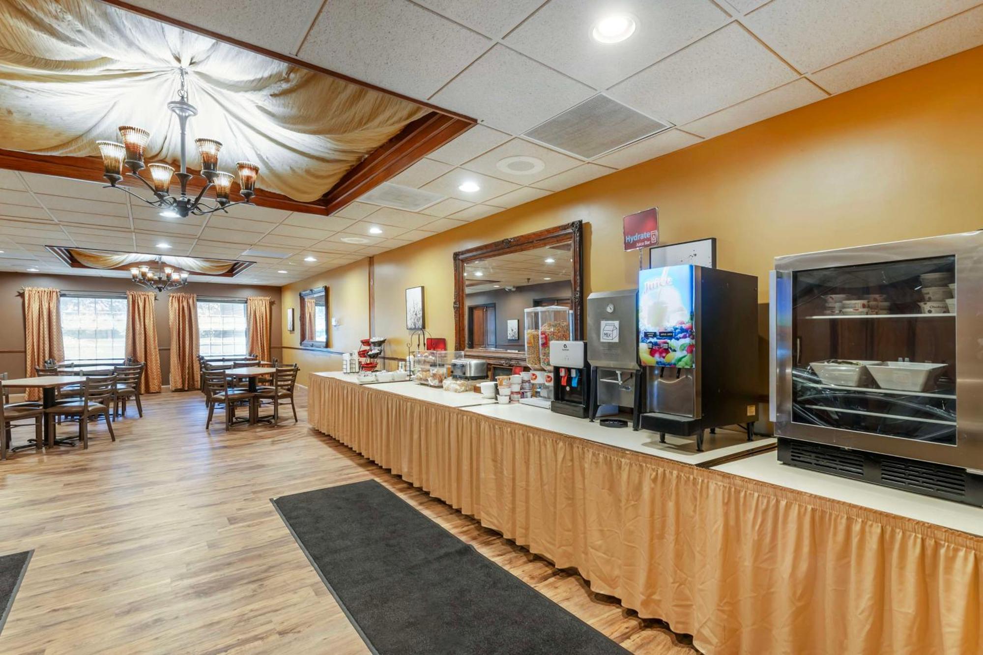 Best Western Plus Steeplegate Inn Davenport Zewnętrze zdjęcie
