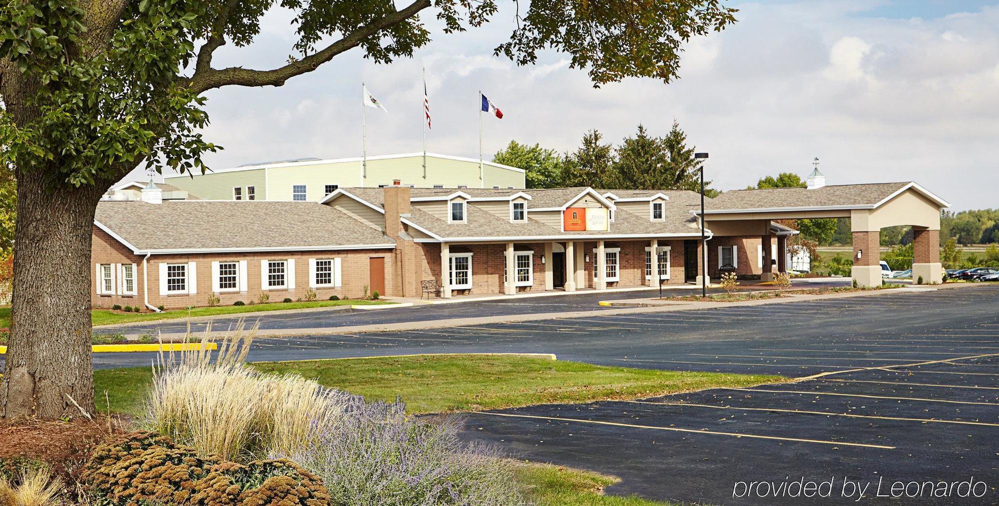 Best Western Plus Steeplegate Inn Davenport Zewnętrze zdjęcie